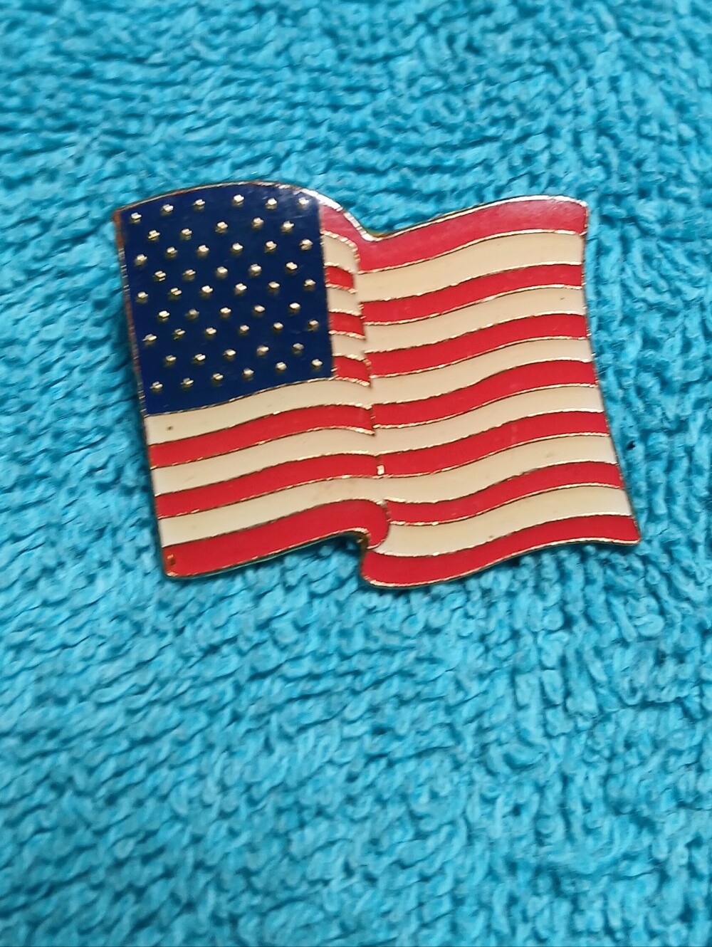 Patriotic American Flag Enamel Pin - Red, White & Blue